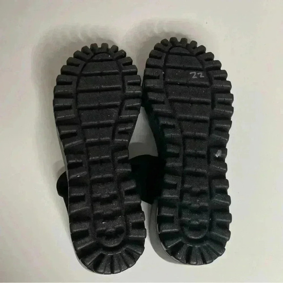 Madden Girl Platform Black Sandals - Picture 6 of 7